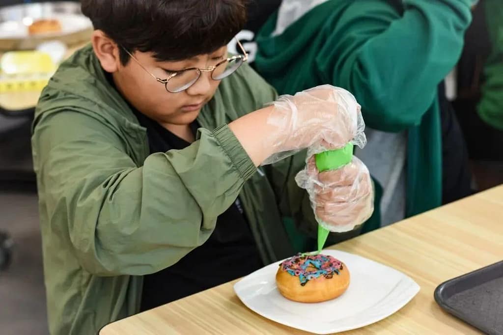 Autumn Fun Time in the Canteen (Nov 2023)