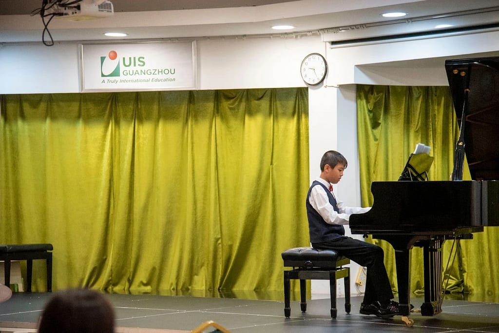 College Counselling Biweekly News (Nov 2023)