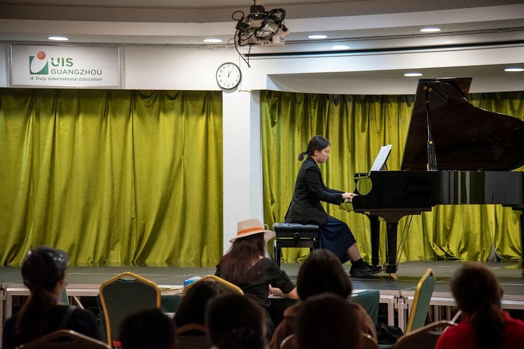 College Counselling Biweekly News (Nov 2023)