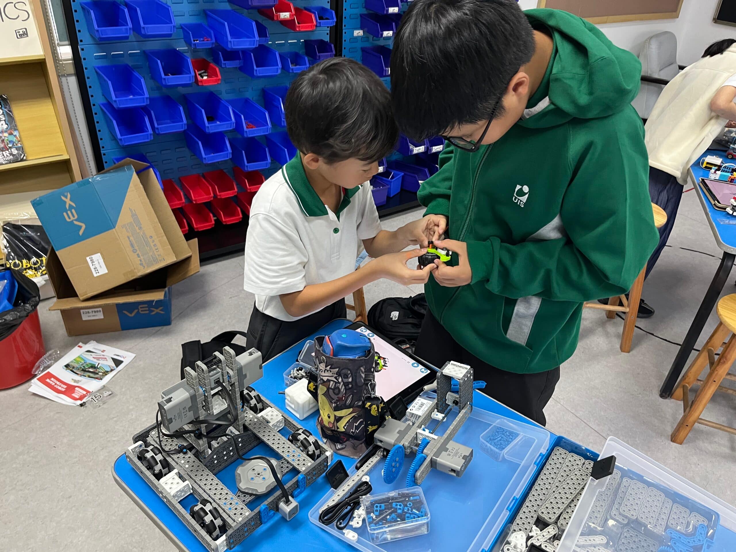 4aa1edbbfd4e7ae8b5a208c5018ba4d9